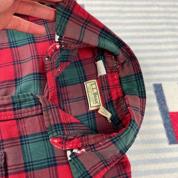 Vintage distressed L.L. Bean flannel button down shirt - Picture 5 of 6